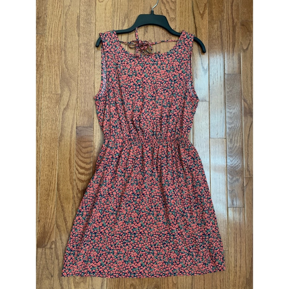 Red backless flower print summer dress